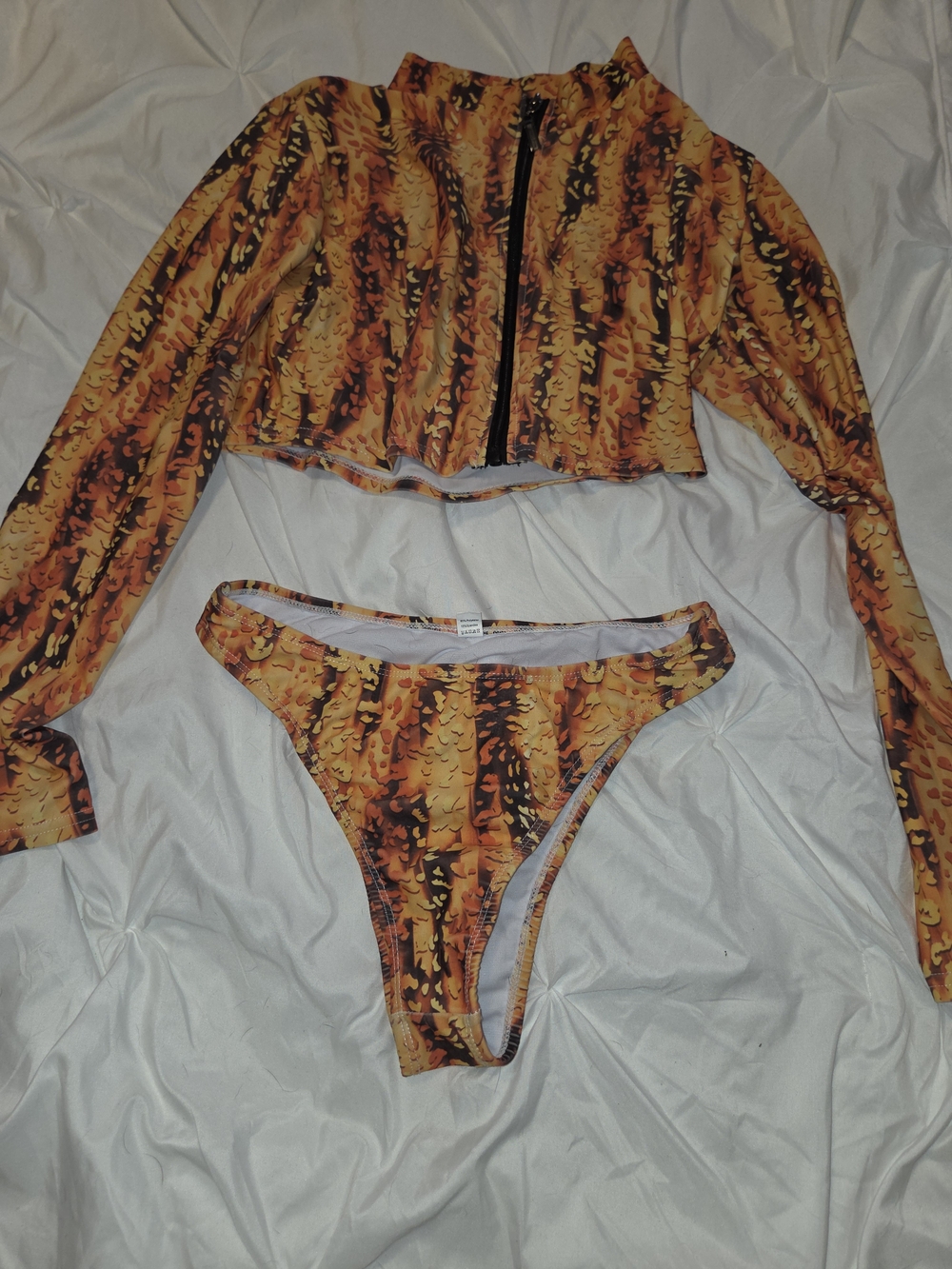 Long-Sleeve Zip Crop Bikini Set in Orange Print